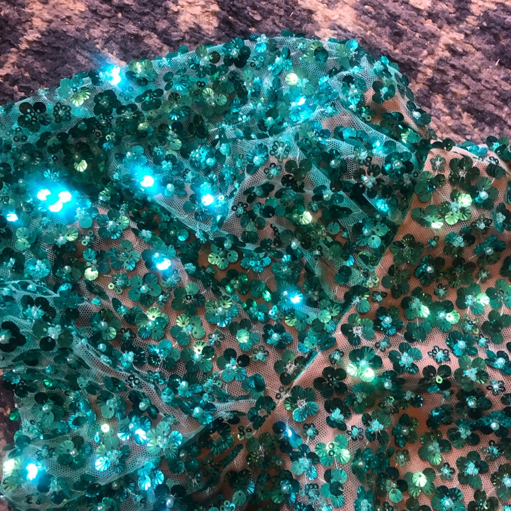 NWB Queen Of Sparkles Green/Teal Poof Sleeve Dress XS perfect for St Patrick’s! - Picture 12 of 16